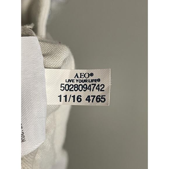 American Eagle Outfitters Shorts Womens 6 Beige Super Stretch Midi 5 Pocket - Picture 14 of 14